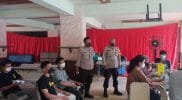 Fasilitasi Masyarakat Mendapatkan Vaksin Kepolisian Sektor Curug Bersama PKM Binong Mendirikan Gerai