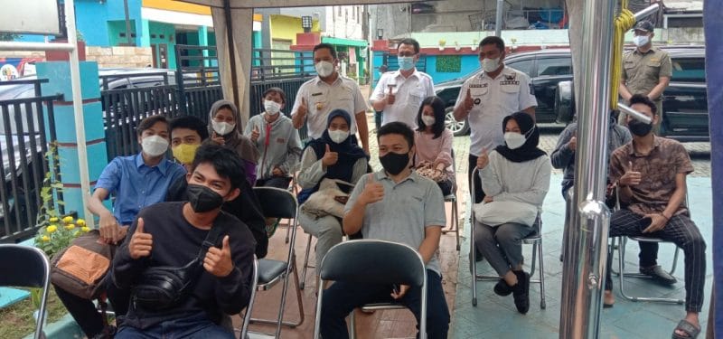 Walikota Tangerang, H. Arief R Wismansyah melakukan monitoring kegiatan Job Fair ke Kelurahan Panunggangan Barat.