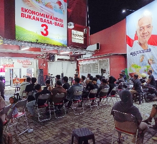 Foto: Persiapan Nobar Debat Cawapres GMGM Banten.