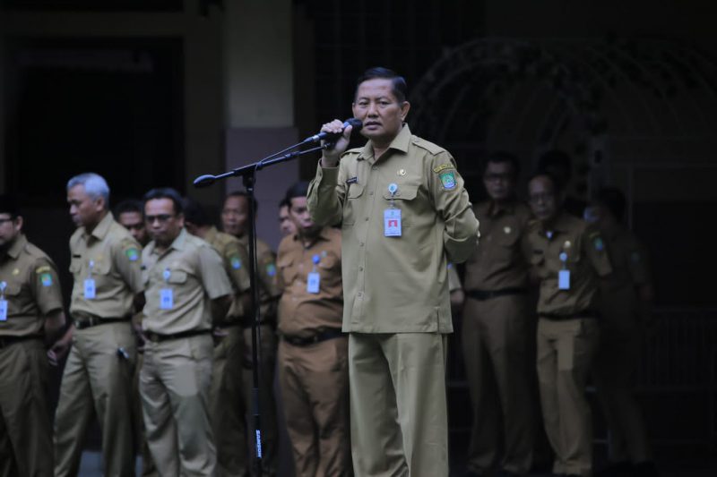 Foto: Sekda Kota Tangerang Saat Pimpin Apel Pagi.