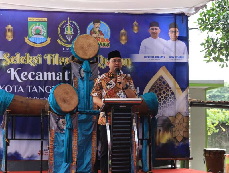 Foto: Kepala Kecamatan Benda Boyke Urif Hermawan Saat Menyampaikan Sambutan di Pembukaan STQ Tingkat Kecamatan Tahun 2024.