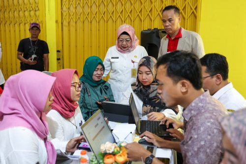 https://sekilasbanten.com/penguatan-umkm-plh-sekda-provinsi-banten-sebut-legalitas-perijinan-usaha-sangat-perlu/