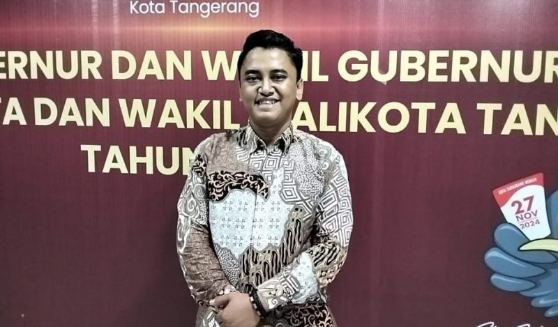 Foto: Kepala Divisi Sosialisasi, Pendidikan Pemilih dan Partisipasi Masyarakat (Sosdiklih Parmas) dan SDM KPU Kota Tangerang Yudhistira Prasasta.
