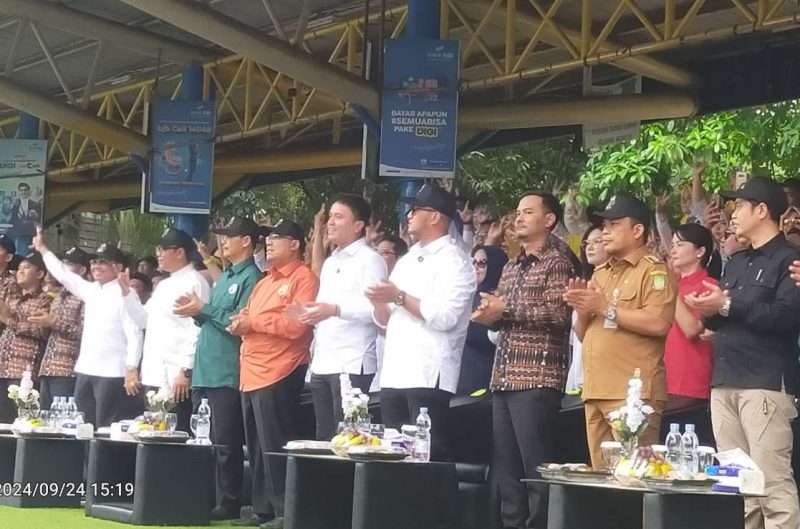 Foto: Pj Walikota Tangerang DR. Nursdin Saat Menghadiri Deklarasi Kampanye Damai di Lapangan Alun-alun Ahmad Yani.