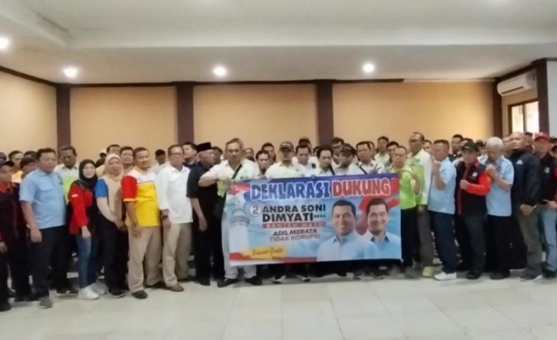 Foto : Deklarasi PUK untuk Andra Soni-Dimyati Menang di Pilkada Banten 2024.