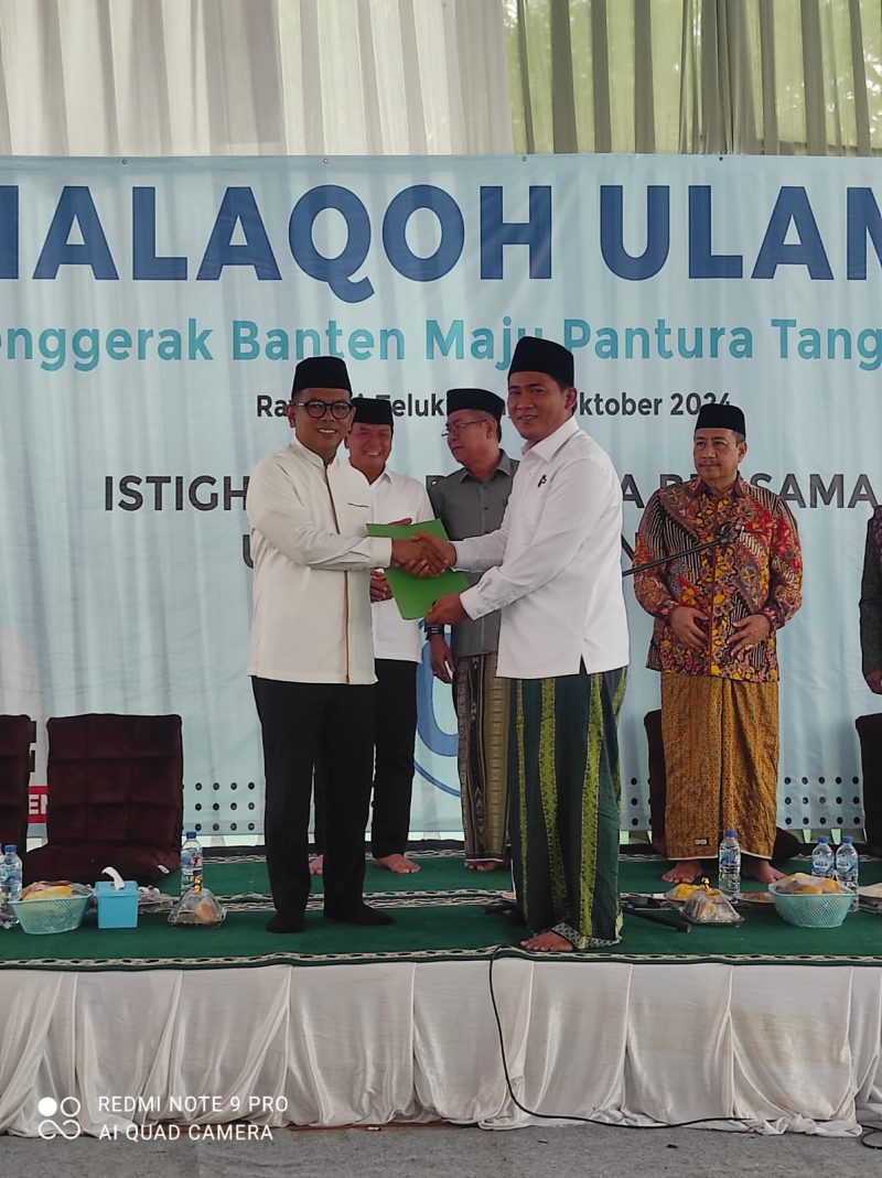 Foto: Andra Sony-Dimyati Paslon Gubernur Banten Saat Bertemu Dengan Para Halaqoh Ulama se-Pantura Tangerang.