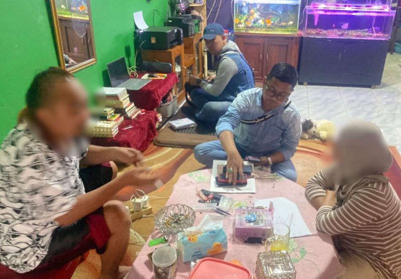 Foto: Pelaku TPPO Pemberangkatan Pekerja Ilegal Yang Diamankan Polisi.