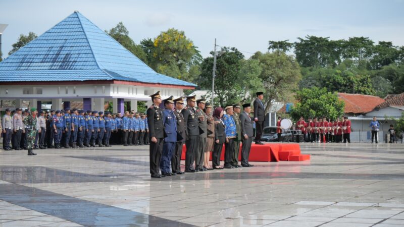 Foto: Dandim 0510/Tigaraksa Letkol Inf Yudho Setiyono, S.H. Saat Menghadiri Upacara Peringatan Hari Pahlawan 10 November 2025.