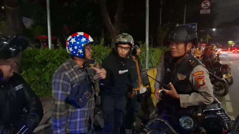 Foto; Anggota Polres Metro Tangerang Kota Saat Melaksanakan Patroli Presisi.