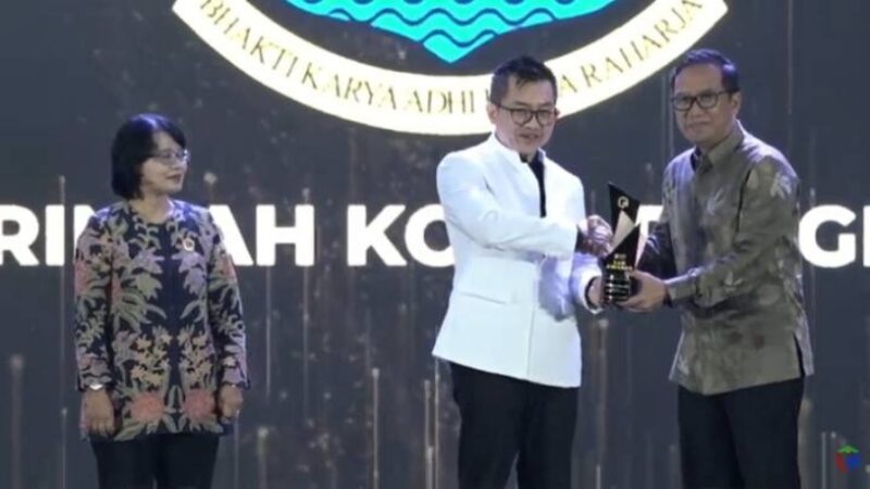 Foto: Pemkot Tangerang Saat Menerima Penghargaan Nasional LAN Award Corpu Berdampak 2025.
