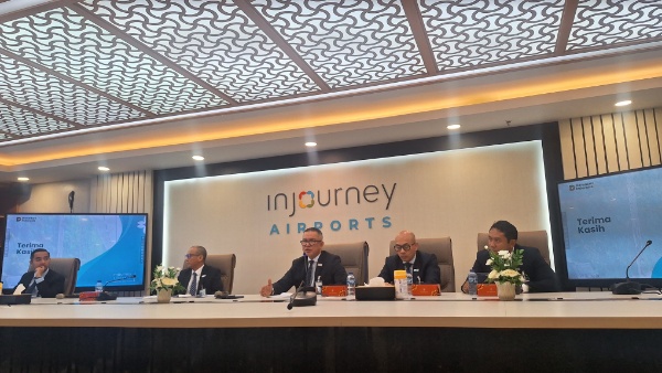 Foto:Injourney Airport Saat Menggelar Rapat Antisipasi Lonjakan Penumpang Natal dan Tahun Baru 2025.