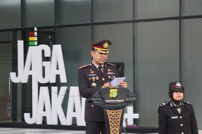 Foto: Kapolres Metro Tangerang Kota, Kombes Pol Raden Muhammad Jauhari Saat Pimpin Upacara Peringatan Hari Ibu 2025.