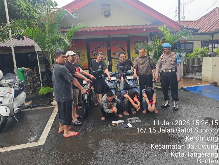 Foto: Tiga Pelaku Curanmor Saat Diamankan Tim Unit Reskrim Polsek Jatiuwung. 