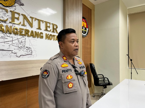 Foto: Kasihumas Polres Metro Tangerang Kota, AKP Prapto Laksono, SH , Saat Memberikan Keterangan Pers, di Ruang Media Center, Gedung Presisi. 