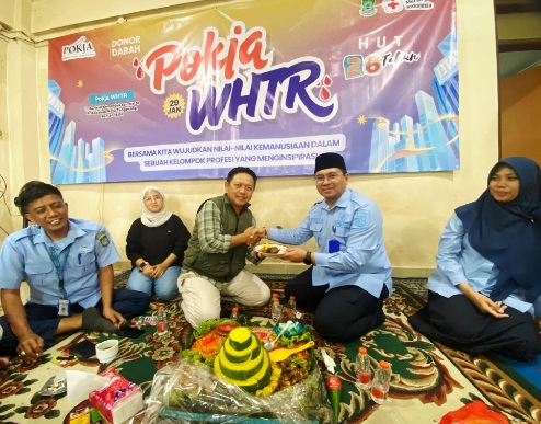 Foto: Direktur Umum Perumda Tirta Benteng, Tommy Herdiansyah, hadir bersama jajaran manajemen, saat Kinjungi Sekretariat Pokja WHTR dalam Rangka Hari Pers Nasional sekaligus memperkenalkan Kepala Seksi Humas yang baru, Dian Arini Maulina.