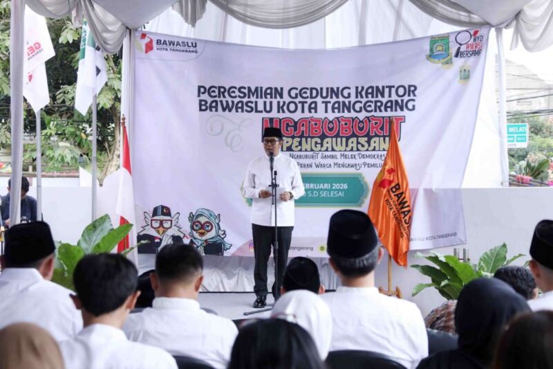 Foto: Wakil Walikota Tangerang, H. Maryono Hasan Saat Menghadiri Peresmian Gedung Bawaslu. 