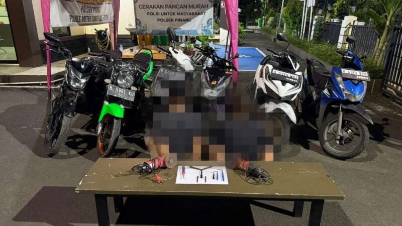 Foto: Enam Unit Sepeda Motor Berbagai Merk Hasil Kejahatan Pelaku Curanmor Saat di Amankan Polsek Pinang.