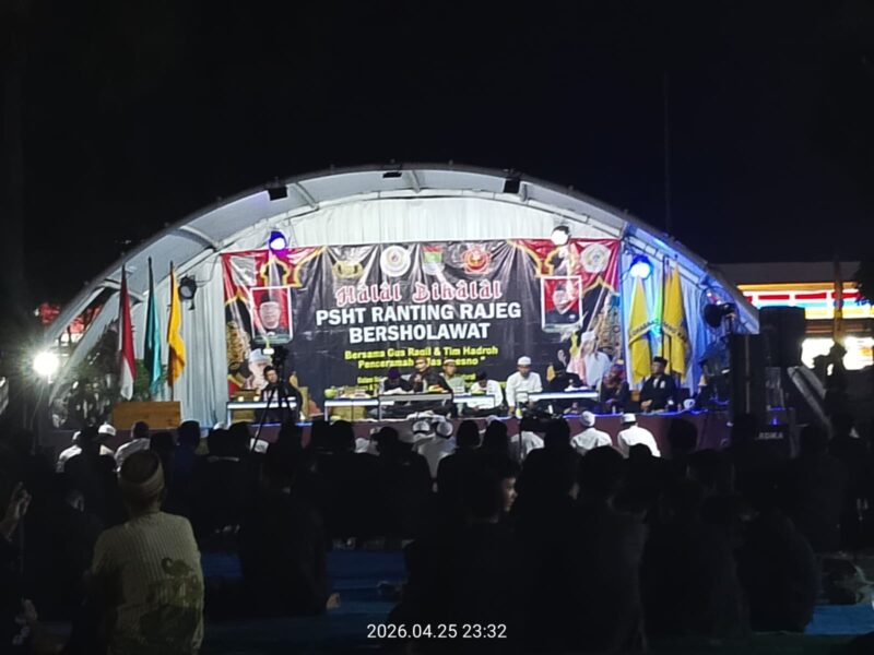 Foto: Suasana Acara Halal bi Halal PSHT Ranting Rajeg Bersholawat.