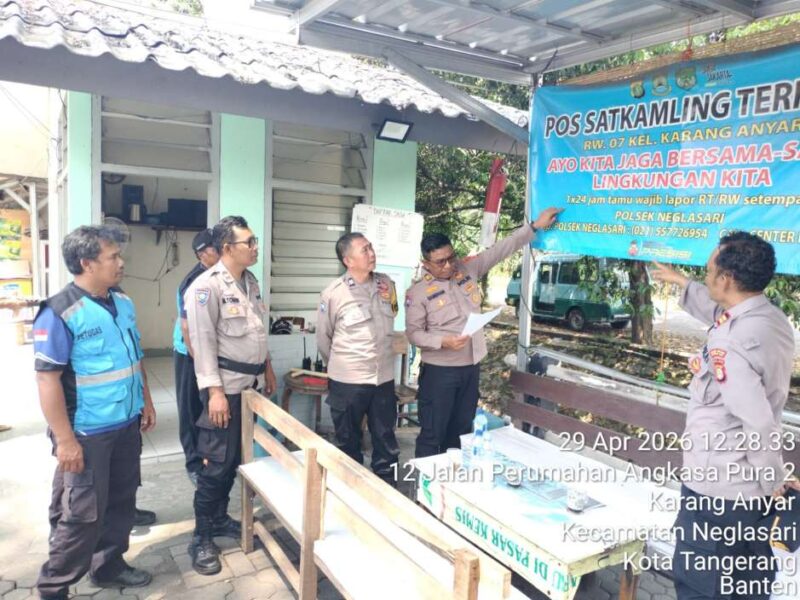 Foto: Penilaian Satkamling RW 07 Karang Anyar. 