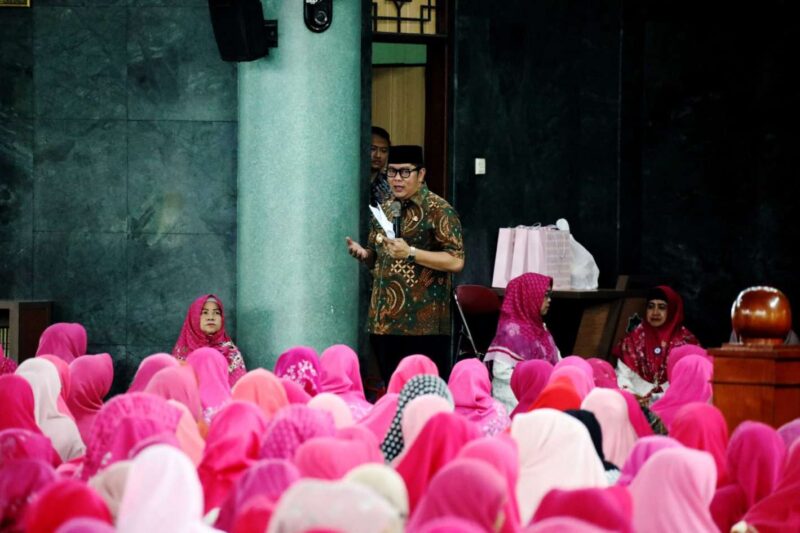 Foto: Wakil Walikota Tangerang, H. Maryono Hasan Saat Menghadiri Pengajian Bulanan Majlis Ta'lim FORMAT. 