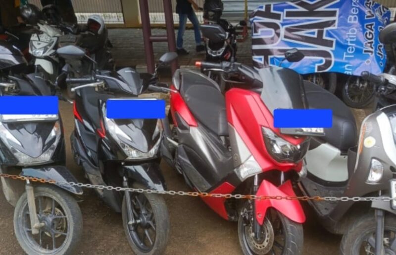 Foto:Barang Bukti Curanmor Saat Diamankan Polsek Kelapa Dua. 