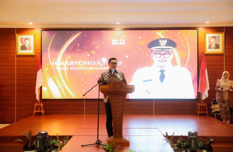 Foto: Wakil Wali Kota Tangerang, H. Maryono Hasan, saat menghadiri sekaligus memberikan arahan dan motivasi kepada para finalis dalam ajang Grand Final Putri Hijabfluencer Banten 2026.