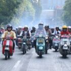 Foto: Ratusan Bikers Kota Tangerang Saat Konvoi di Jalan. 