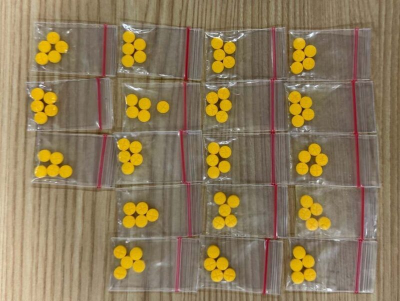 Ratusan Butir Obat Keras Saat Diamankan Satresnarkoba Polres Metro Tangerang Kota. 
