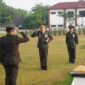 Komandan Kodim (Dandim) 0510/Tigaraksa Letkol Inf Yudha Fuady Putra, S.Kom., M.I.P.,  saat memimpin Upacara Peringatan Hari Ulang Tahun (HUT) ke-81 Tentara Nasional Indonesia (TNI).