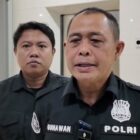 Kasie Humas Polres Metro Tangerang Kota, Kompol Gunawan Saat Memberikan Keterangan Pers Terkait Dugaan Kekerasan Terhadap Anak di Sepatan Timur.