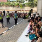 237 siswa dan siswi SD Negeri Sukasari 3 Kota Tangerang Saat Kunjungi Mapolres Metro Tangerang Kota.