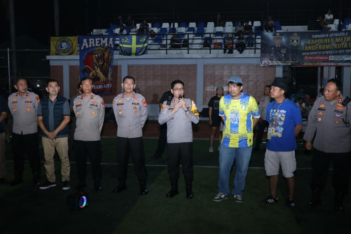 Kapolres Metro Tangerang Kota, Kombes Pol Herbin Sianipar Saat Menghadiri Pembukaan kegiatan silaturahmi dan mini turnamen yang digelar Polres Metro Tangerang Kota.